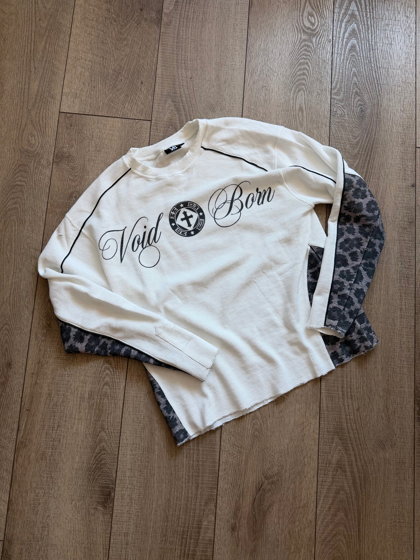 Thermal long sleeve "Born from the Void" Bone
