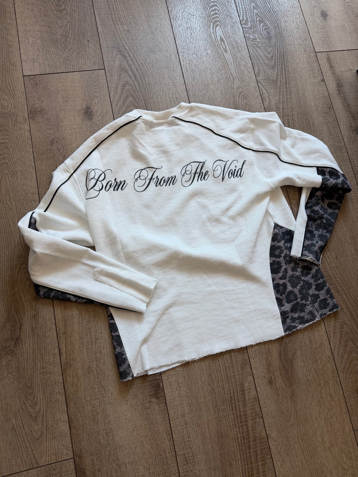 Thermal long sleeve "Born from the Void" Bone
